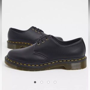 Dr Marten 1461 3 Eye Flat Shoe in Black